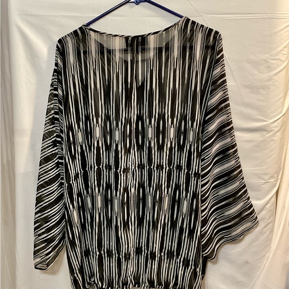 Lane Bryant Black & White Long Sleeve Striped Top - Picture 3 of 4